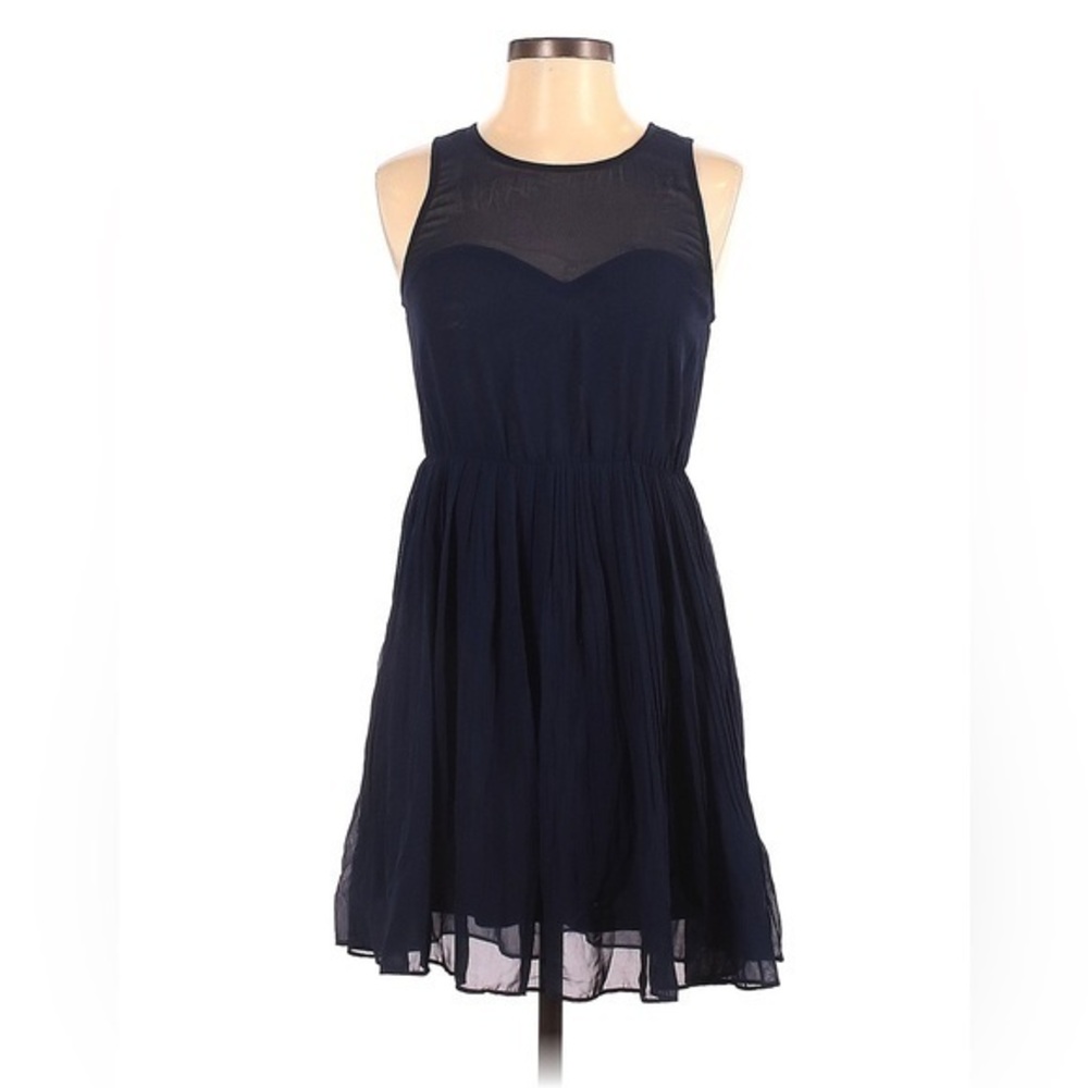 Pins and Needles
Size XS Casual Dress